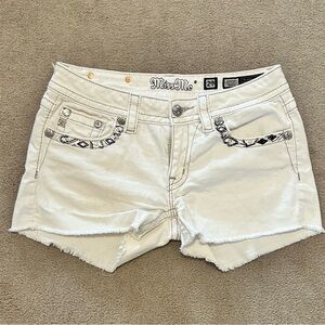 Miss Me jean shorts❤️, 29”, Signature White Shorts
